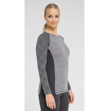 Lngrmad trja, dam, gr m mnster